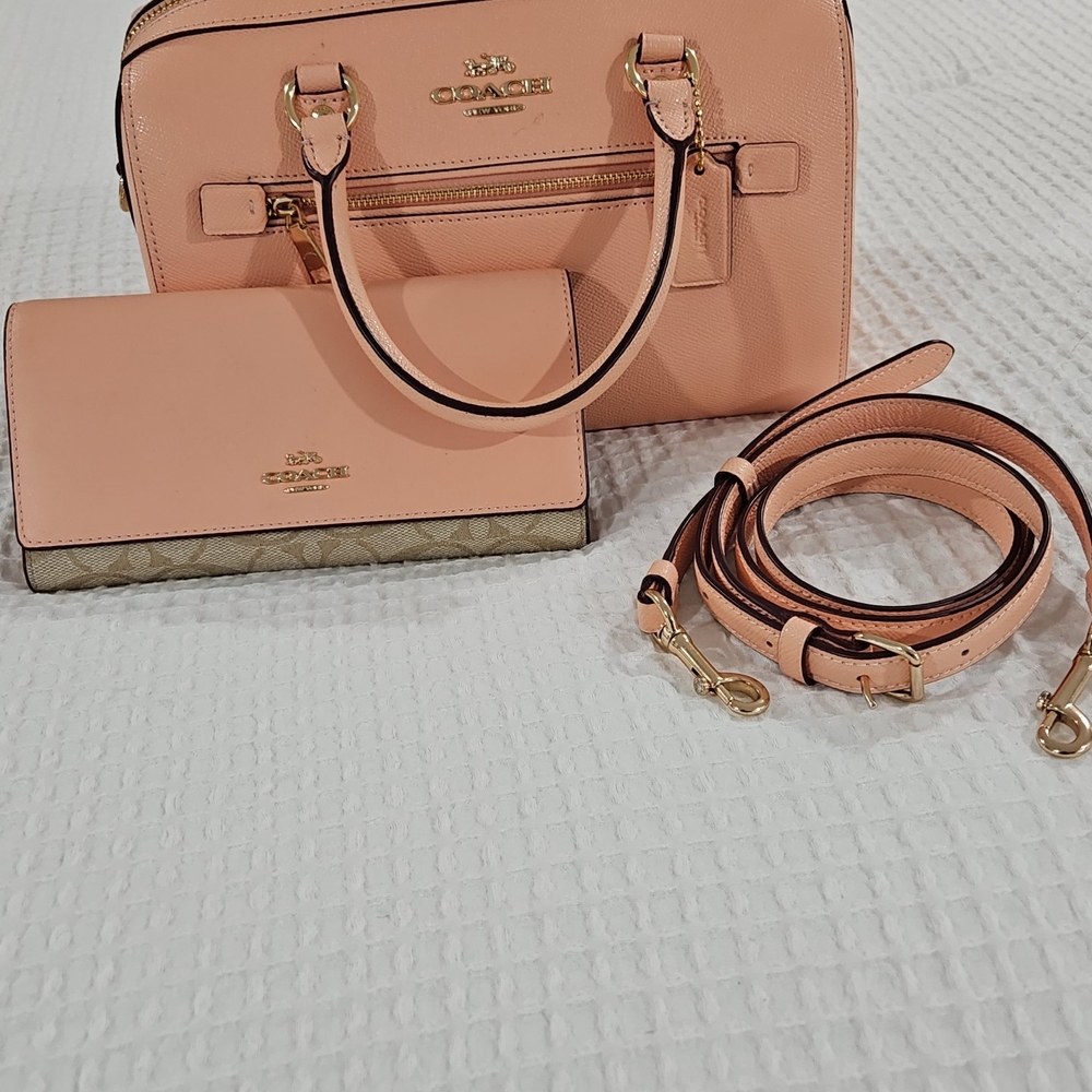 Coach Peach Handbag and Wallet Set
